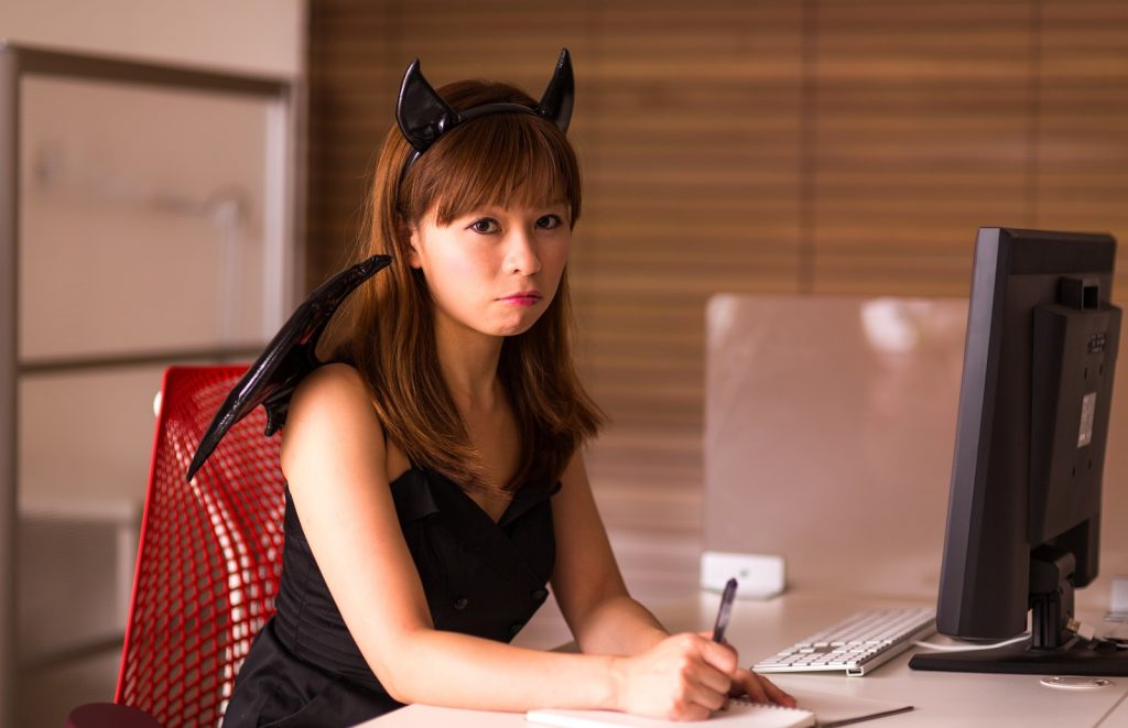 ハロウィンでの大人の衣装