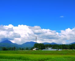里帰り出産ではやっぱり生活費を包むべき？相場と渡し方は？