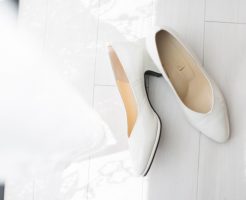 結婚式にはどんな靴を履いていけばいいの？女性と男性それぞれを解説！