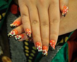 成人式のネイルチップの上手な付け方！知らないと損する話