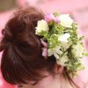 結婚式の花嫁の髪型で顔型別・小顔に見せるコツやティアラ選び！