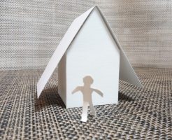 引っ越し祝いってどんなもの？兄弟でも必要なの？相場はどれくらい？